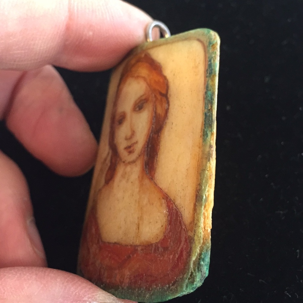 Antique miniature Oil Painting On bone Pendant - Picture 7 of 8